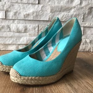 Size 6 BCBG Generation Wedge